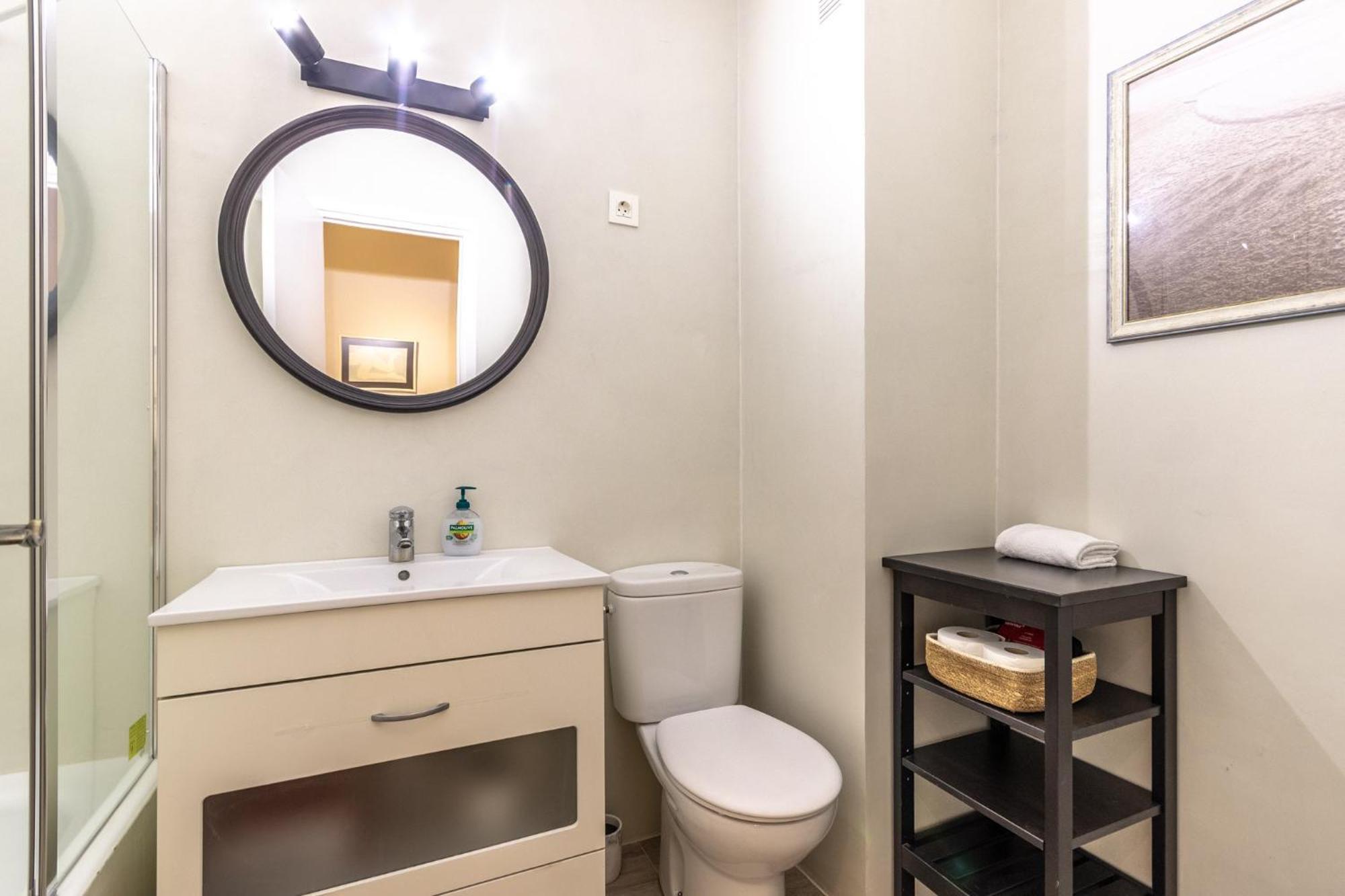 Matiko Apartment By People Rentals Bilbao Ngoại thất bức ảnh